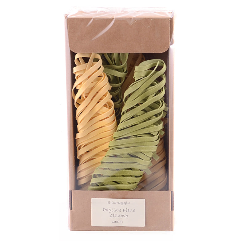 Tagliatelle e Fieno all´uovo, Bandnudeln mit Spinat