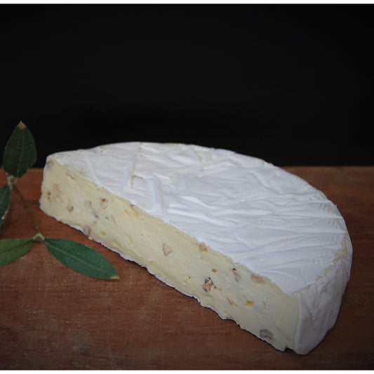 Brie mit Walnuss BIO